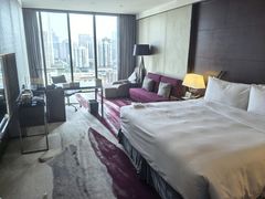 -广州天河希尔顿酒店