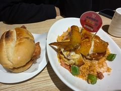 脆皮鸡饭-滋味满屋美食坊(上海街店)
