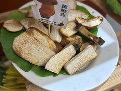 -原林野山菌火锅·炒菌(关上野生菌一条街店)