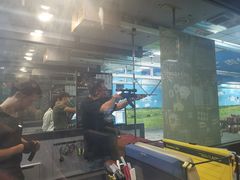 -都市枪神实弹射击俱乐部