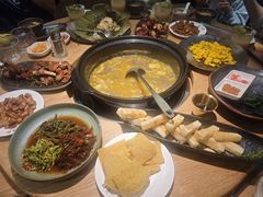 -一朵菌·野生菌探索家火锅(南亚店)