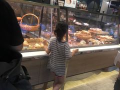 -巴黎贝甜(大宁国际商业广场店)