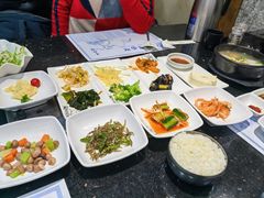 -青松馆韩国料理(香港中路佳世客店)