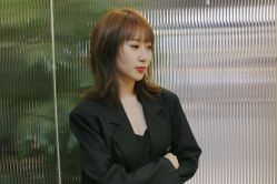 -变画·发型STUDIO