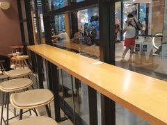 -星巴克(上海虹桥新天地二店)