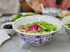 -东兴寒舍老北京炸酱面(三里河路店)