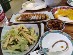 -毛辣果·贵州红酸汤牛肉火锅(西单店)