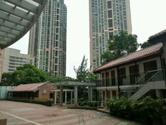 -香港大学