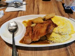 日本咖喱蛋包饭配鸡排鱼排-玛格萝妮(汇智国际商业中心店)