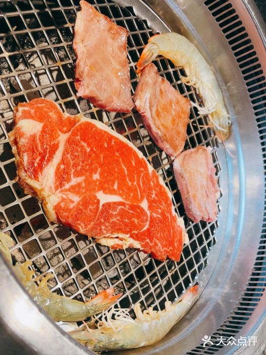 樱都汀榴莲海鲜·烤肉自助(四惠店)图片