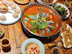 -亮欢寨酸汤鱼(沙冲路店)