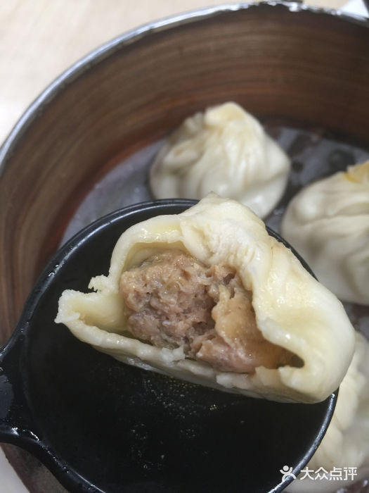 王家沙点心店(南京西路总店)蟹粉小笼图片