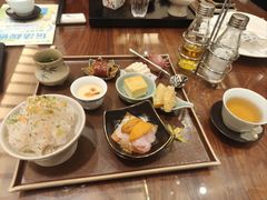 -龙悦湾酒家·八阵鱼生·渔人码头店
