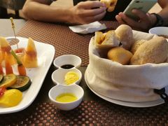 -乐咖啡西餐厅(太湖皇冠假日酒店)