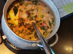 -大头虾越式风味餐厅(光明广场店)