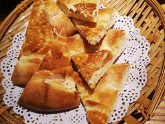 烤馕饼-塔哈尔·新疆盛宴(城西银泰店)