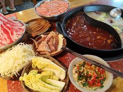 -赵美丽·重庆社区火锅·直营店(火车东站·中豪国际店)