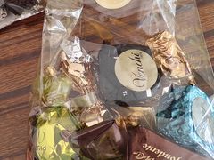 -VENCHI 闻绮(北京国贸商城店)