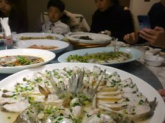 -侬佳蒸菜馆(听潮店)