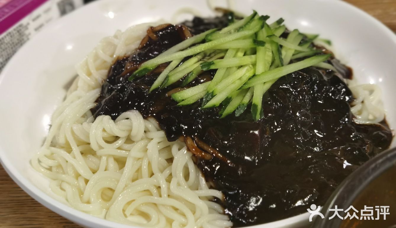 菜菜菜菜包肉