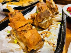 烤龙骨-老东镇啤酒屋海鲜加工·蒸汽海鲜·海鲜烧烤(台东店)