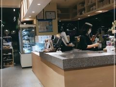 -Dough&Joe团憩(瑞虹天地月亮湾店)