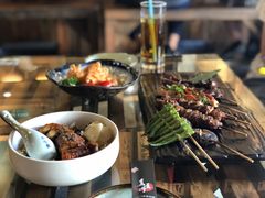 -鸟鸣门屋台料理(金帝银泰店)