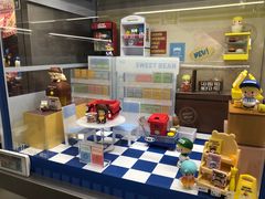 -泡泡玛特POPMART(蓝色港湾店)