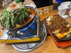 土豆排骨火锅-喇喇排骨火锅·传统韩式脊骨汤(望京西园总店)