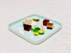 餐前点心（赠送）-Yan Ting宴庭中餐厅-长沙瑞吉酒店(运达店)