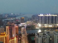 -世贸旋转自助餐厅(360°高空观景店)