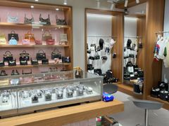-FUN LUXURY范加奢品(蟠龙天地店)