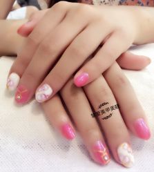 -挚爱美甲Bloved Nail