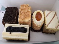 -圣安娜饼屋(信和广场店)