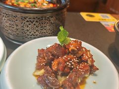 -万重锦·人文川菜馆(骡马市店)