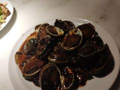 酱焖小鲍鱼-日丰园海肠水饺·老字号大连海鲜(和平广场店)