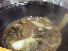 -屯老二农家铁锅炖·行业领军者(梅江店)