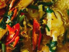 -J Daeng Seafood