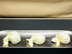 -鲜入唯煮·港式海鲜牛肉火锅(金宝街店)
