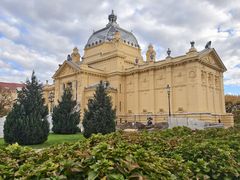 -耶拉契奇总督广场