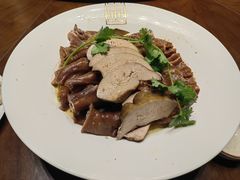 潮州卤水拼-金成潮菜博物馆(海珠湿地店)