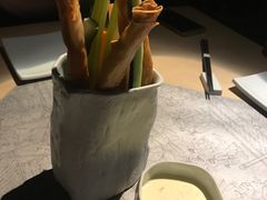 -穹六人间 people 6(岳阳路店)