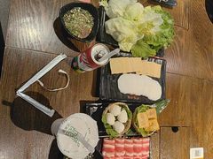 -呷哺呷哺 小火锅 (浦东新欧尚超市店)