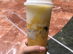 金菠萝-喜茶(上海正大广场店)
