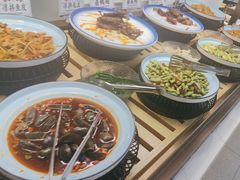 -嗨吃围炉海鲜烤肉自助(保利广场店)