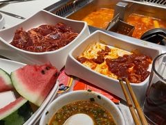 -海底捞火锅鲜切牛肉主题店(长寿路店)