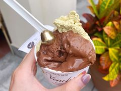 -VENCHI 闻绮(上海佛罗伦萨小镇店)