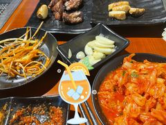 -肉甲韩国木炭烤肉(新壹街1店)