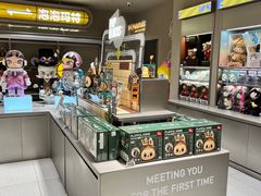 -泡泡玛特POPMART(蓝色港湾店)