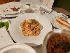 -贝勒爷·酥不腻烤鸭